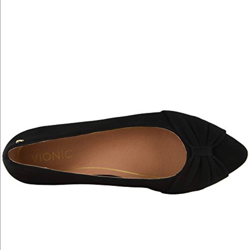 NIB Vionic Gramercy suede flat